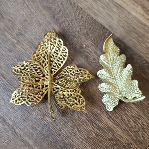 Vintage Corocraft Gold Tone Leaf Brooch Pins